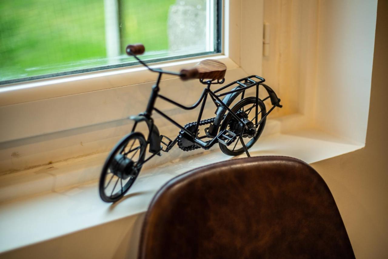 Suite Indus - Jardin, Netflix Et Parking - Le Manoir Aux Pommes Orbec Exterior photo
